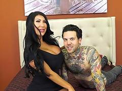 Irresistible August Taylor having a good time showing off her tits